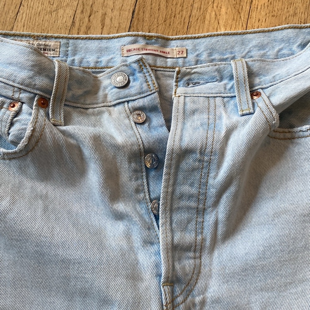 Levi’s ribcage ankle